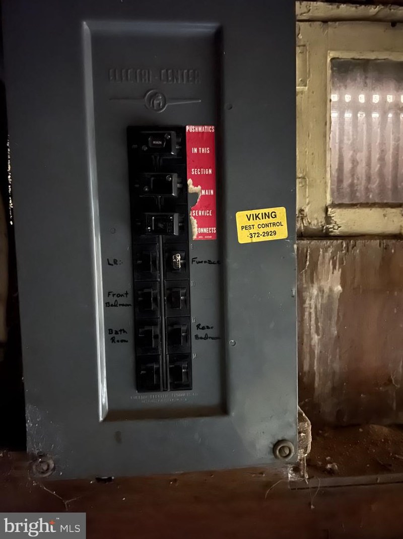 1661 Cotton St, Reading PA  19606-2513 exterior