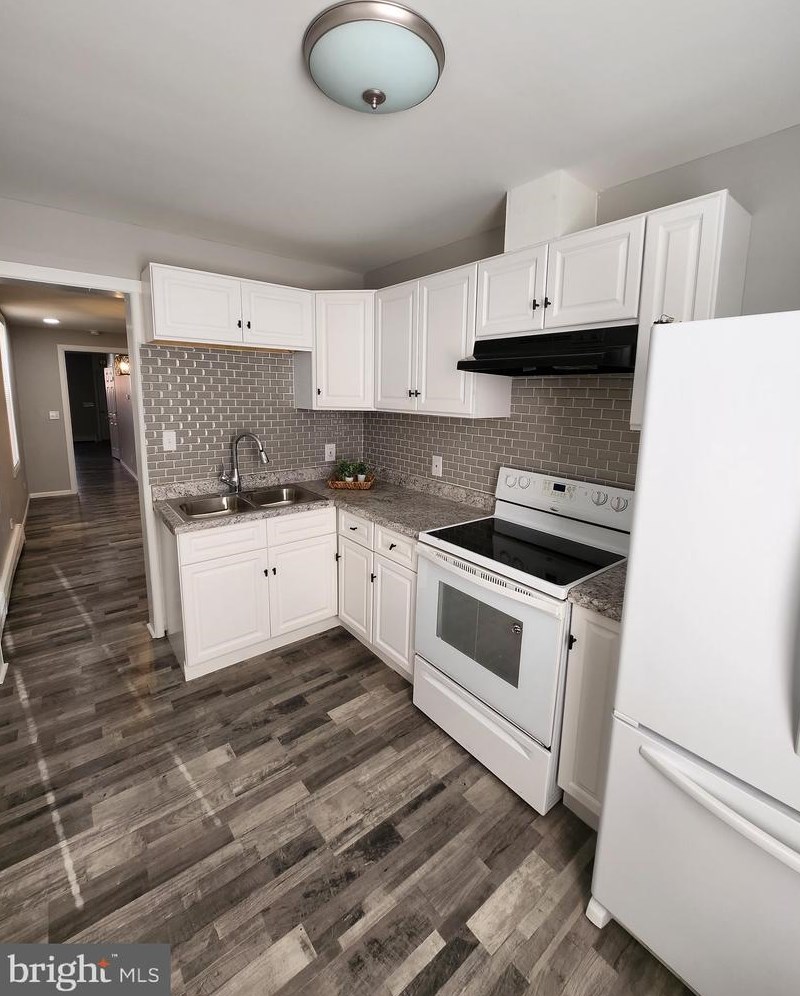 832 Mulberry St, Reading PA  19604-2413 exterior