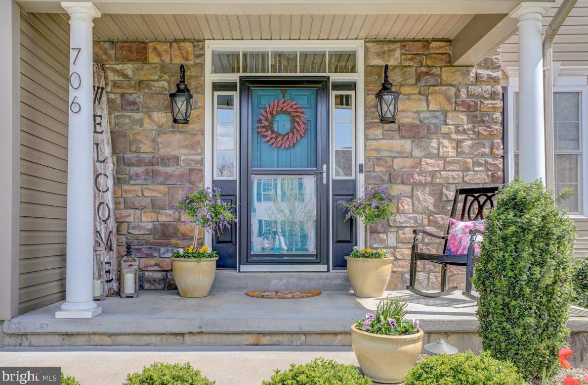 706 Belfair Dr, Dauberville, PA 19533
