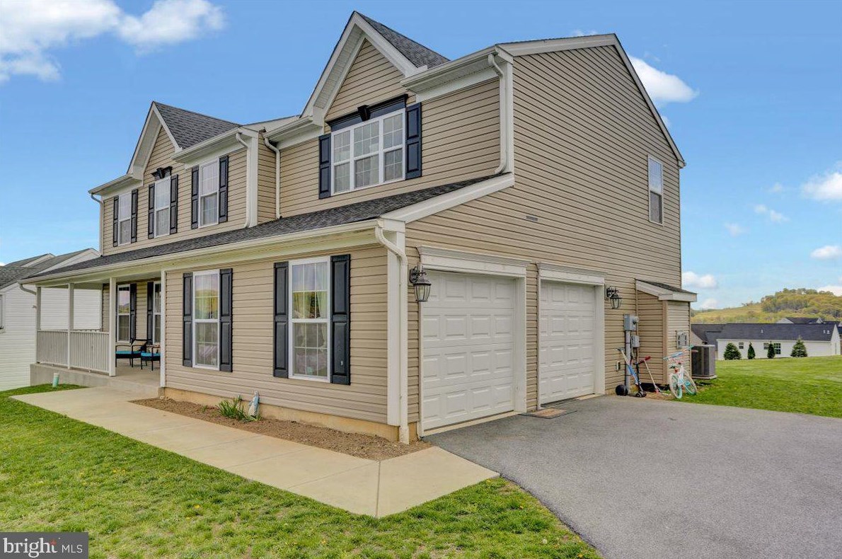 10 Bisbee Dr, Dauberville, PA 19533