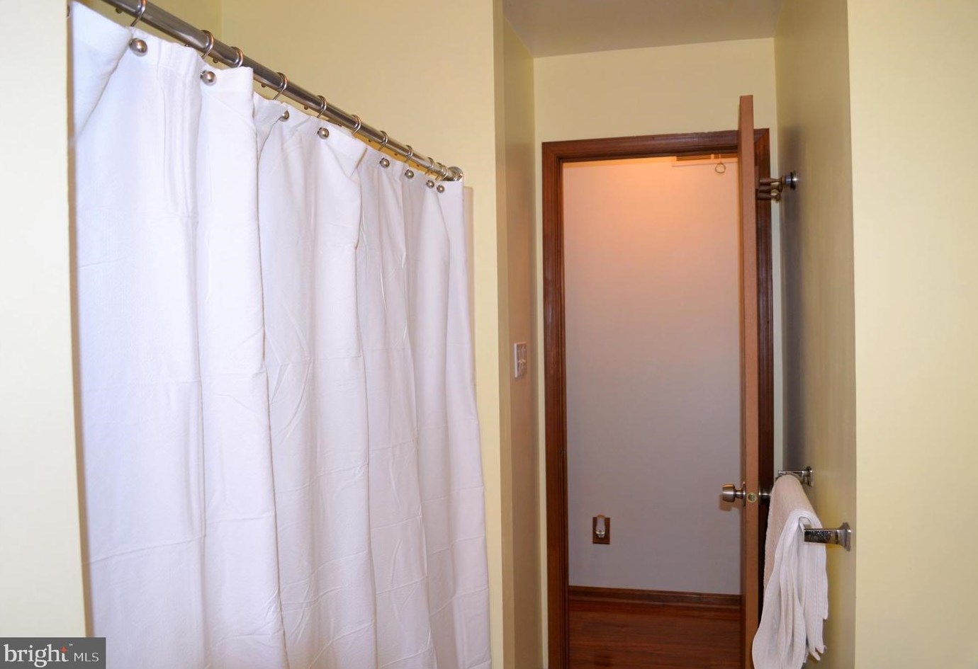 235 Forest View Dr, Greenwich PA  19530-9036 exterior