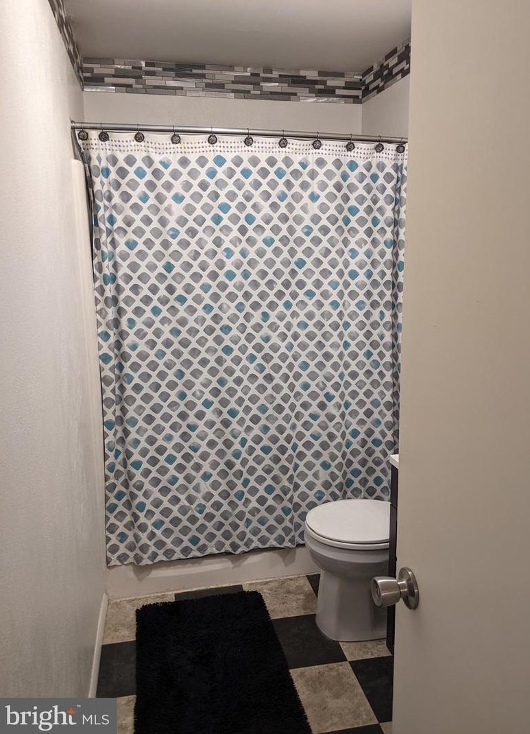 1372 Fox Run, Reading PA  19606-1142 exterior