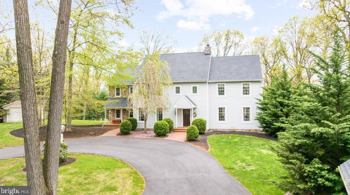 20 Fawn Dr, Reading, PA 19607-9734