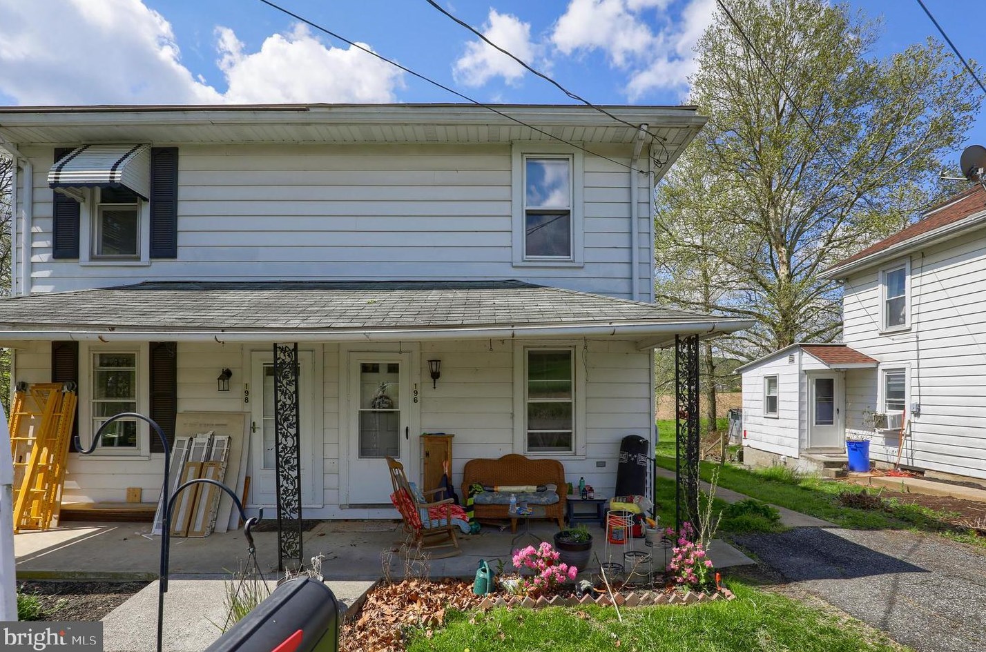 196 Sportsman Rd, Wernersville, PA 19565