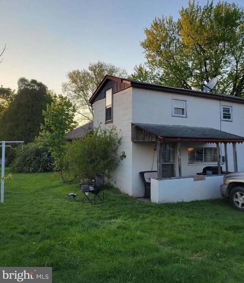 640 Ben Franklin Hwy, Douglassville, PA 19518-9544