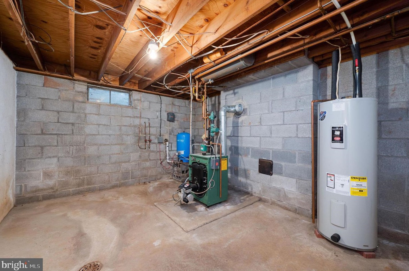 1622 Wyomissing Rd, Hummels Store PA 19540-8434 exterior