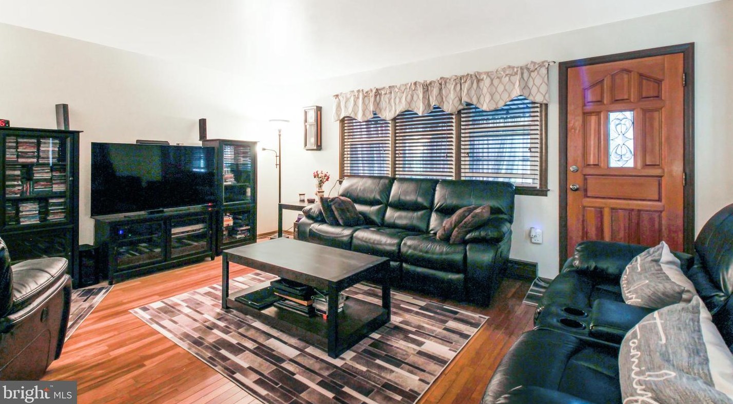 50 Walnut St, Reading PA  19607-1828 exterior