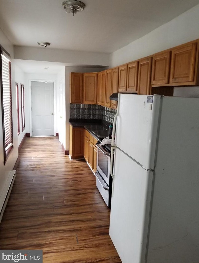 1425 Fairview St, Reading, PA 19602