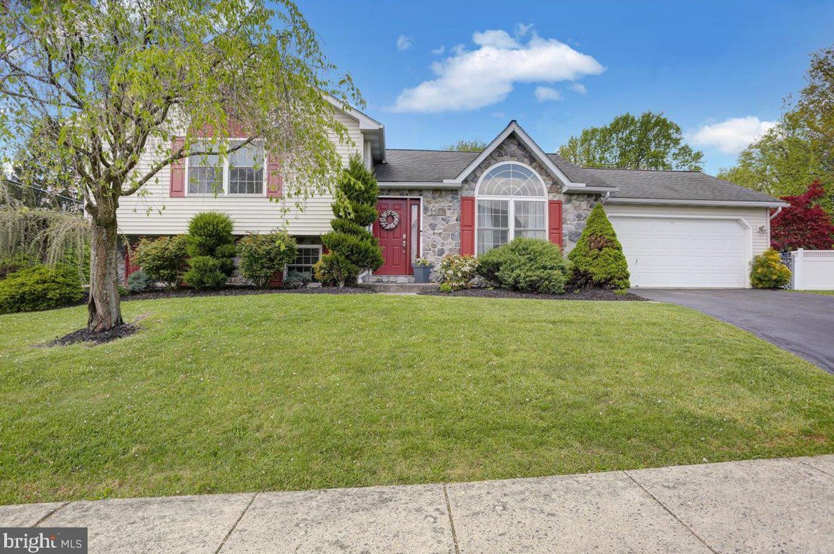 310 Wernersville Blvd, Wernersville, PA 19565