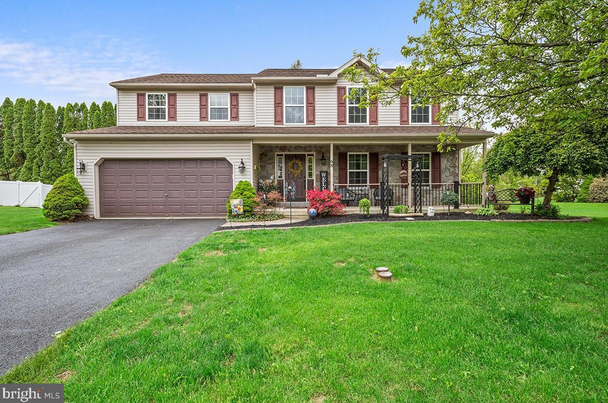 68 Sagebrook Dr, Reading, PA 19606-9174