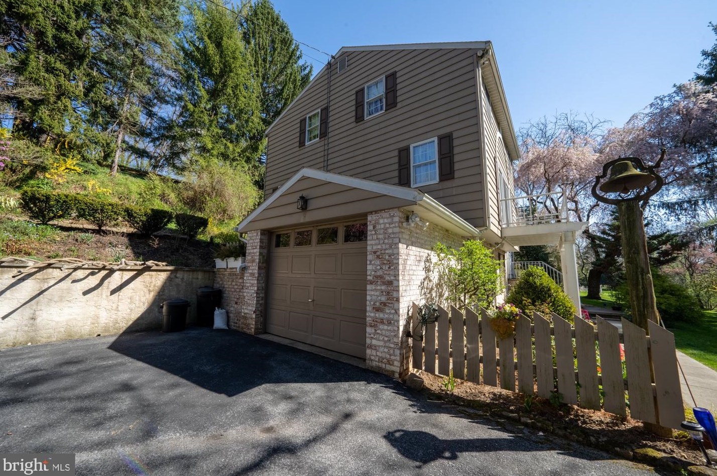 60 Johnson Rd, Spangsville, PA 19512-8693