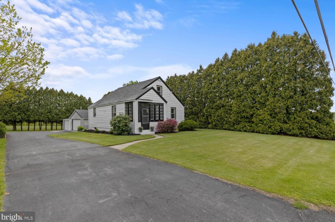 552 Mohns Hill Rd, Reading PA  19608-9038 exterior