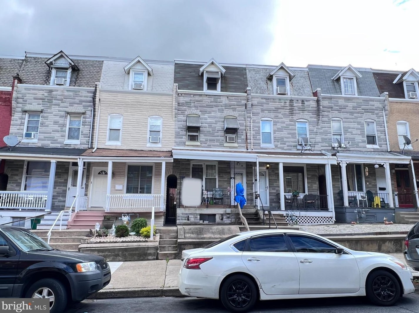 913 N 10th St, Reading, PA 19604