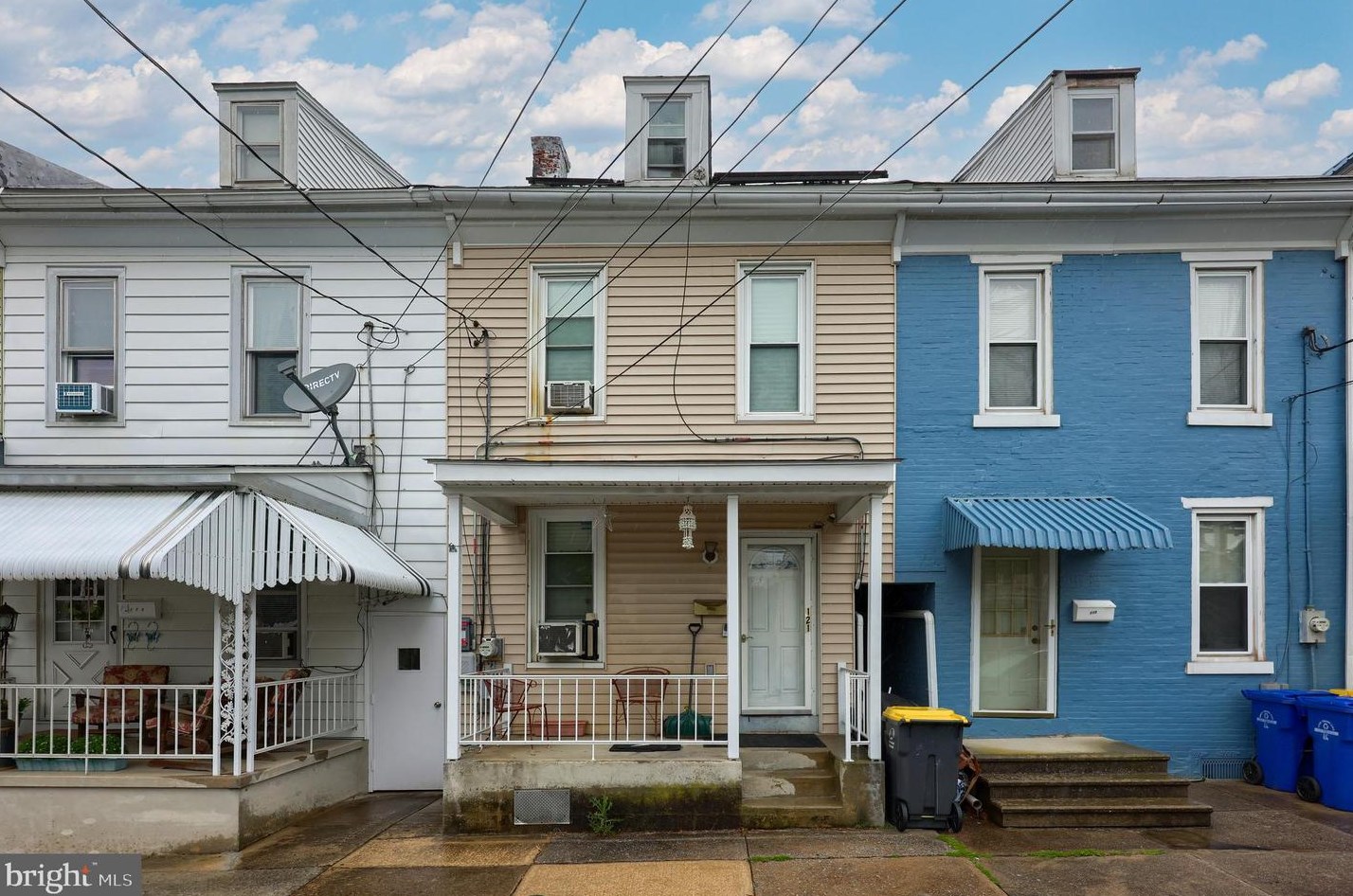 121 Franklin St, Womelsdorf, PA 19567-1201