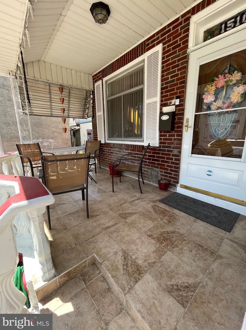 1510 Moss St, Reading, PA 19604-1814