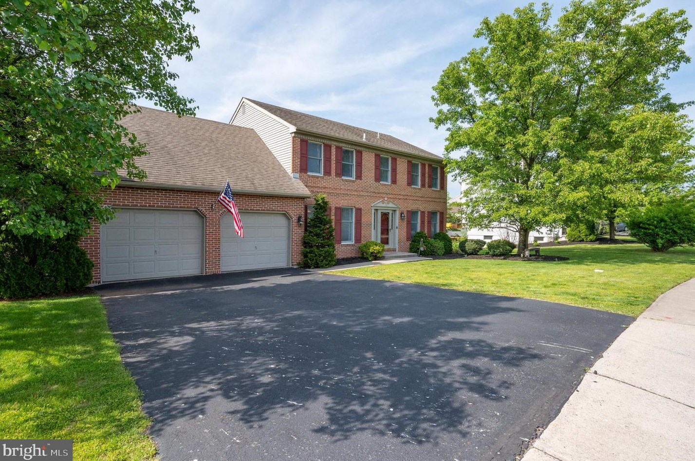 605 Russell Ave, Douglassville, PA 19518