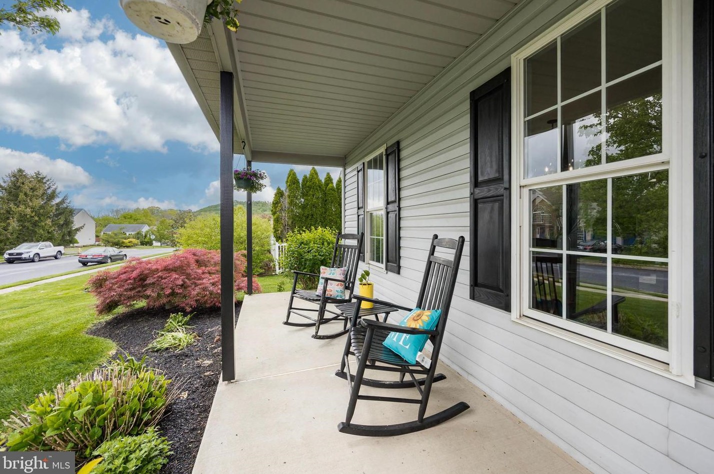 204 Cedar Run Dr, Douglassville, PA 19518