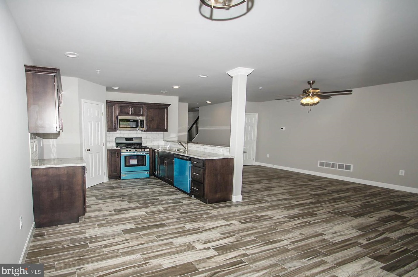 519 Elm St, Reading PA  19601-3305 exterior