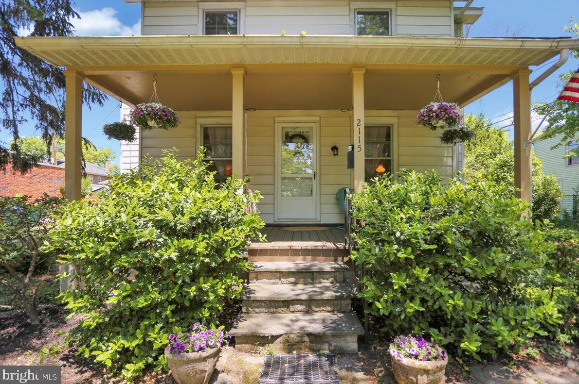 2115 Spring St, Reading, PA 19609