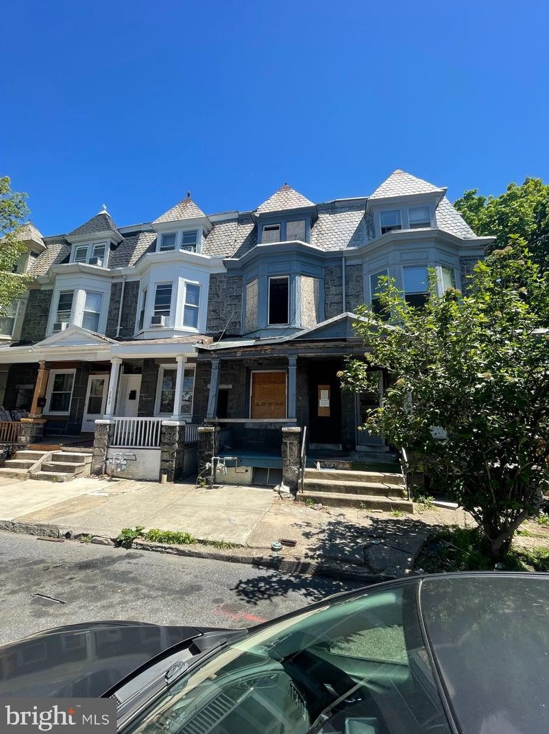 301 Mcknight St, Reading, PA 19601-2930
