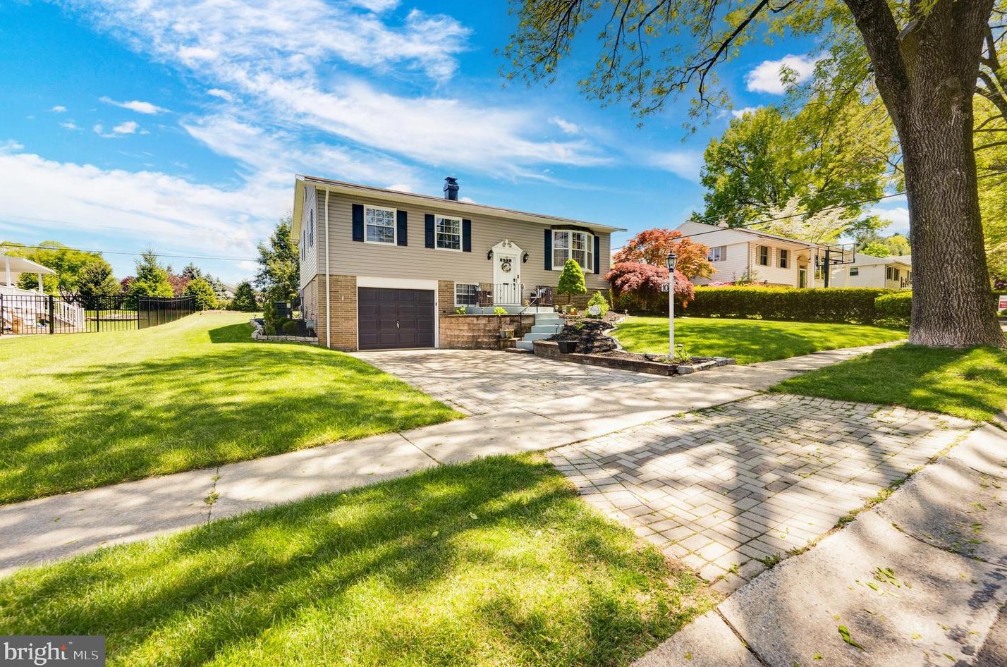 10 Cherrywood Rd, Reading PA  19610-1912 exterior
