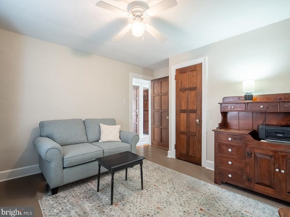 206 Amherst Ave, Reading PA  19609-2406 exterior