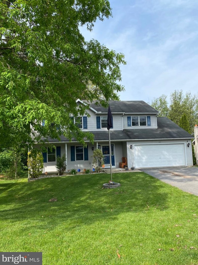 439 Acer Dr, Blandon, PA 19510