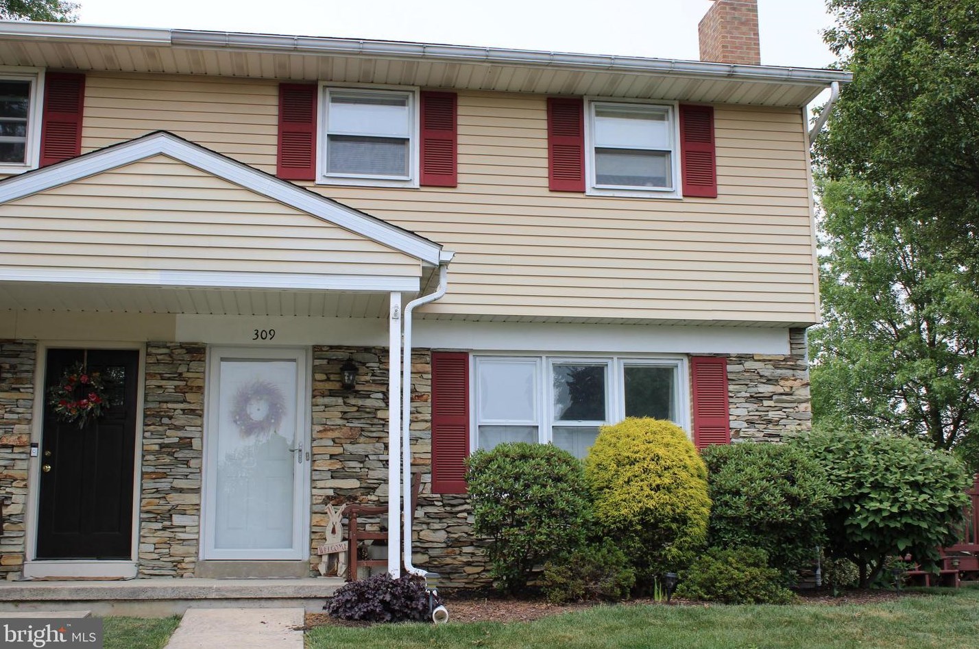 309 Grant Ave, Dauberville, PA 19533