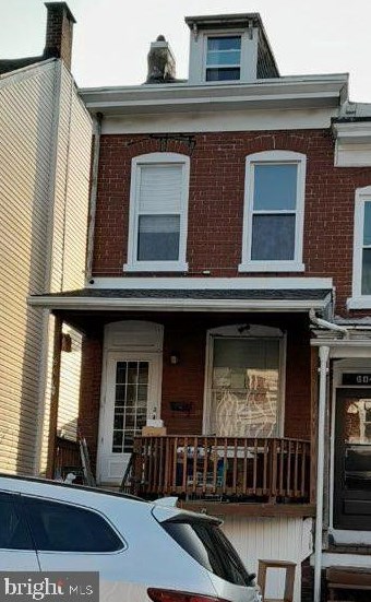 606 18 1/2 St, Reading, PA 19606-2613