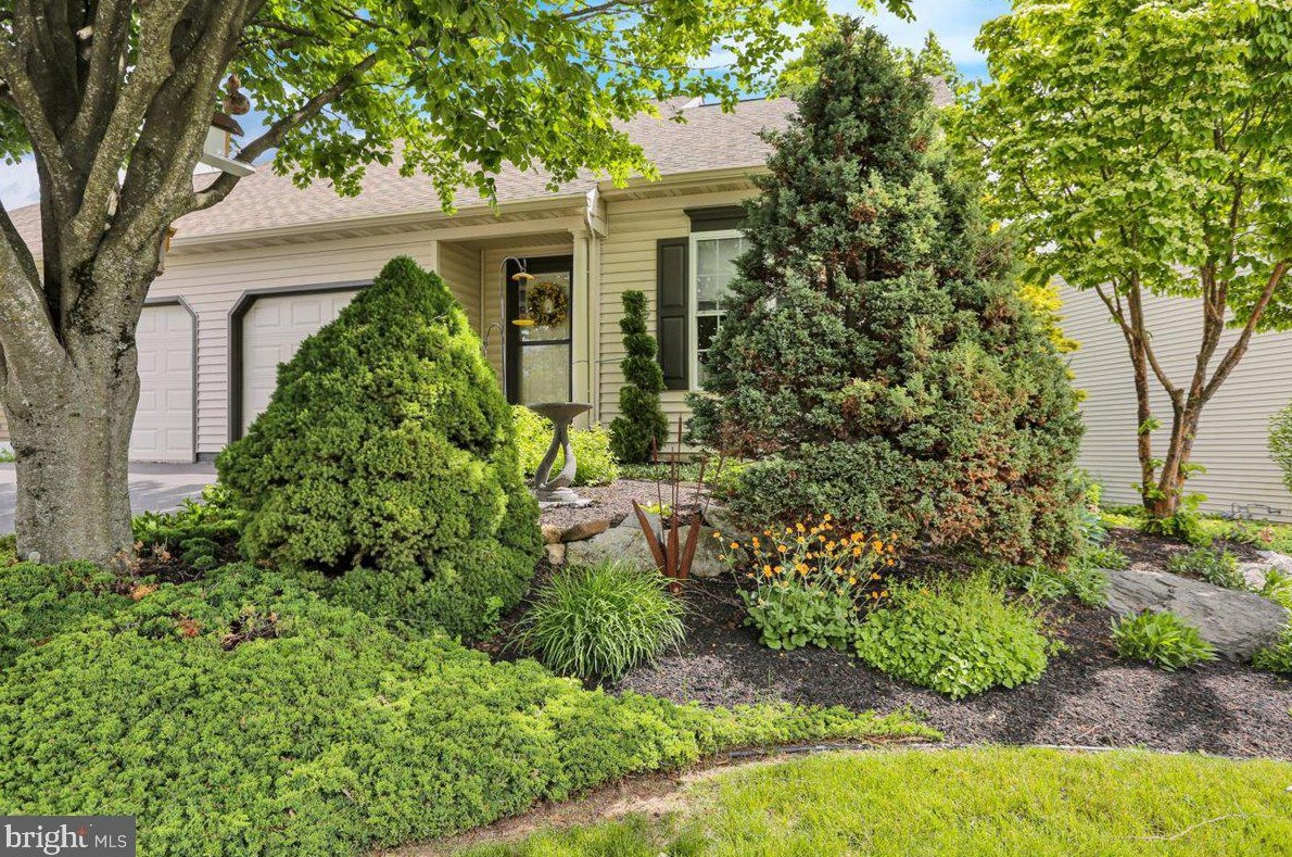 1017 Christina Dr, Dauberville, PA 19533