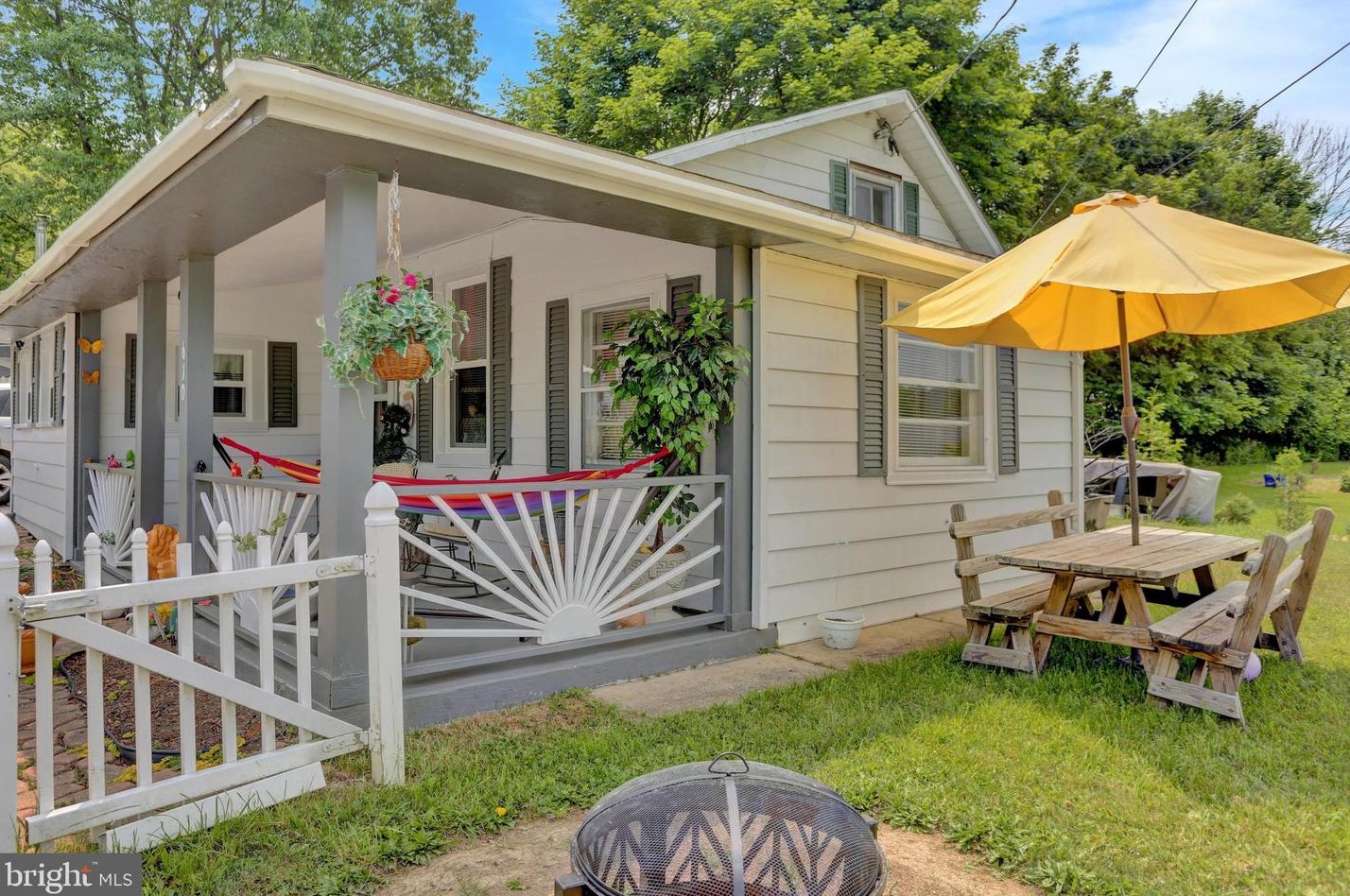 610 Fishers Ln, Reading, PA 19606