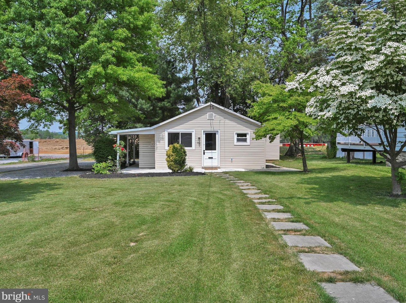 59 Cacoosing Ave, Reading, PA 19608-1101
