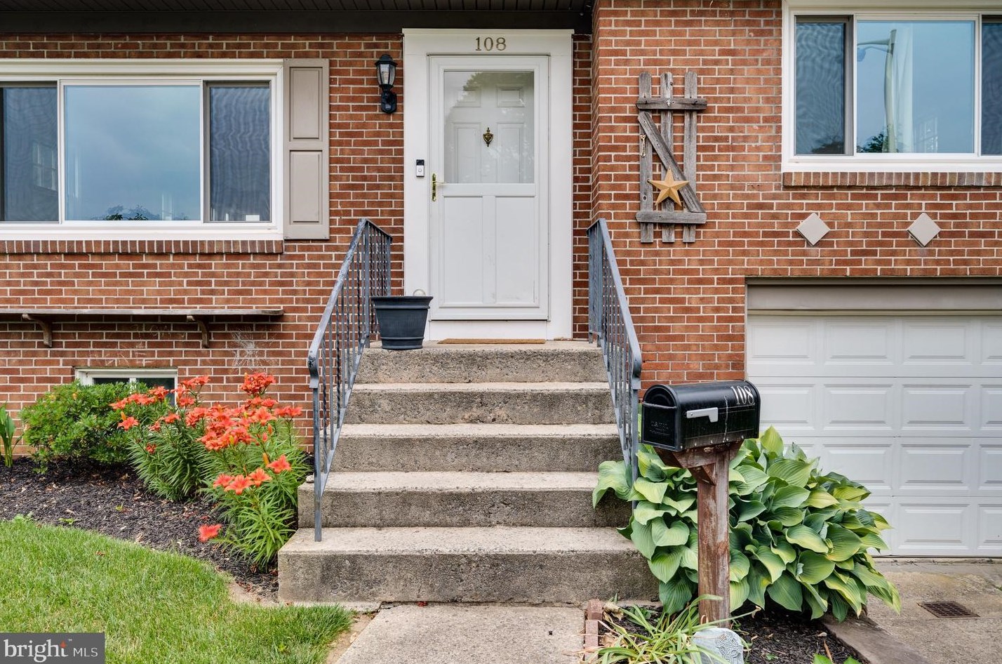 108 Mifflin Blvd, Reading, PA 19607-2834