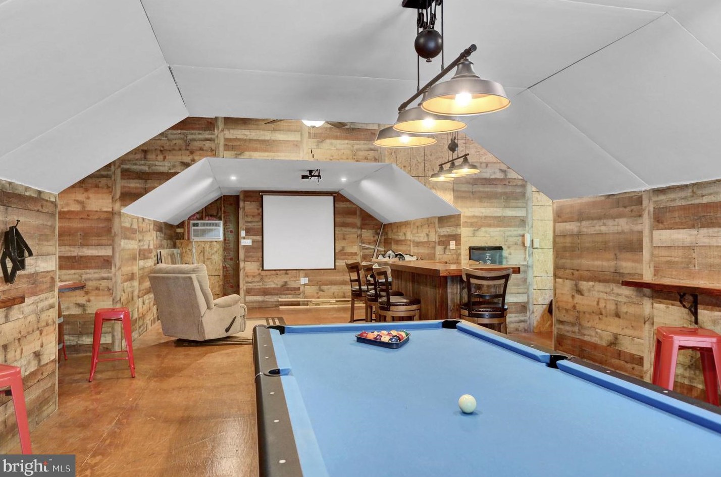 2573 Welsh Rd, Hummels Store PA 19540-8817 exterior