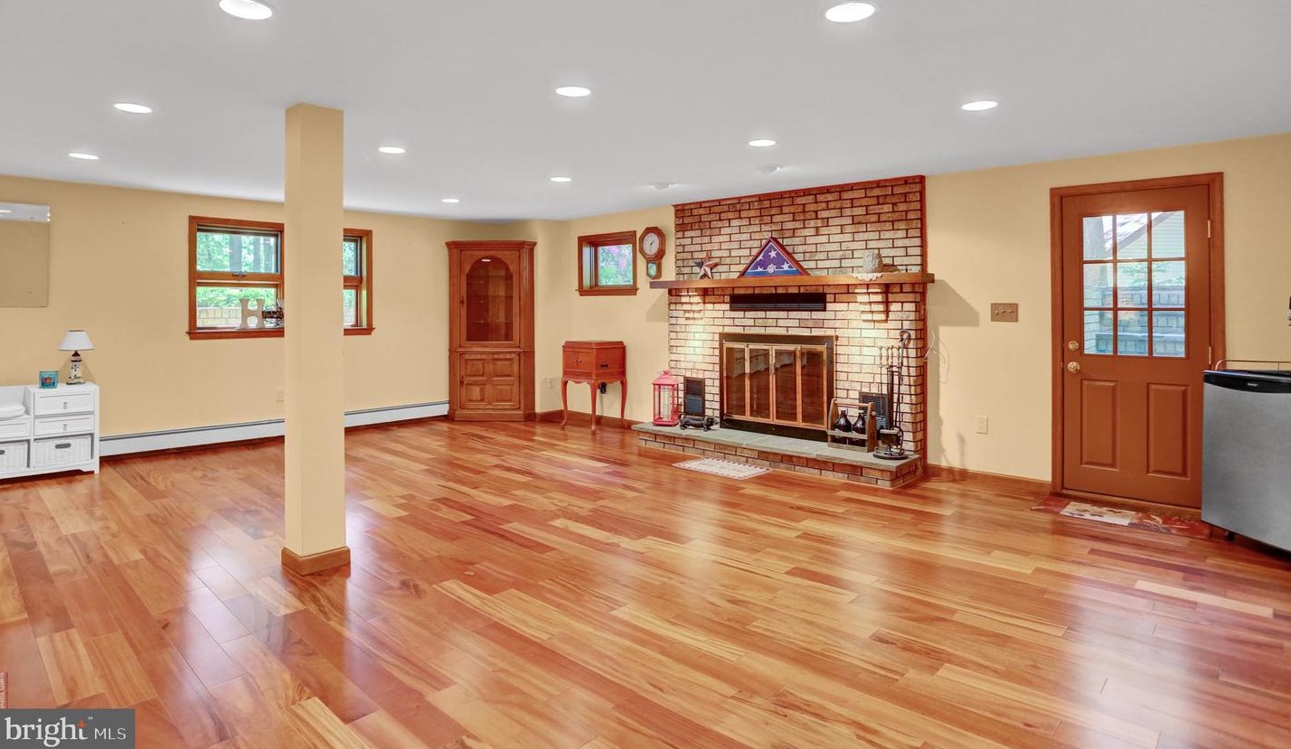 2573 Welsh Rd, Hummels Store PA 19540-8817 exterior