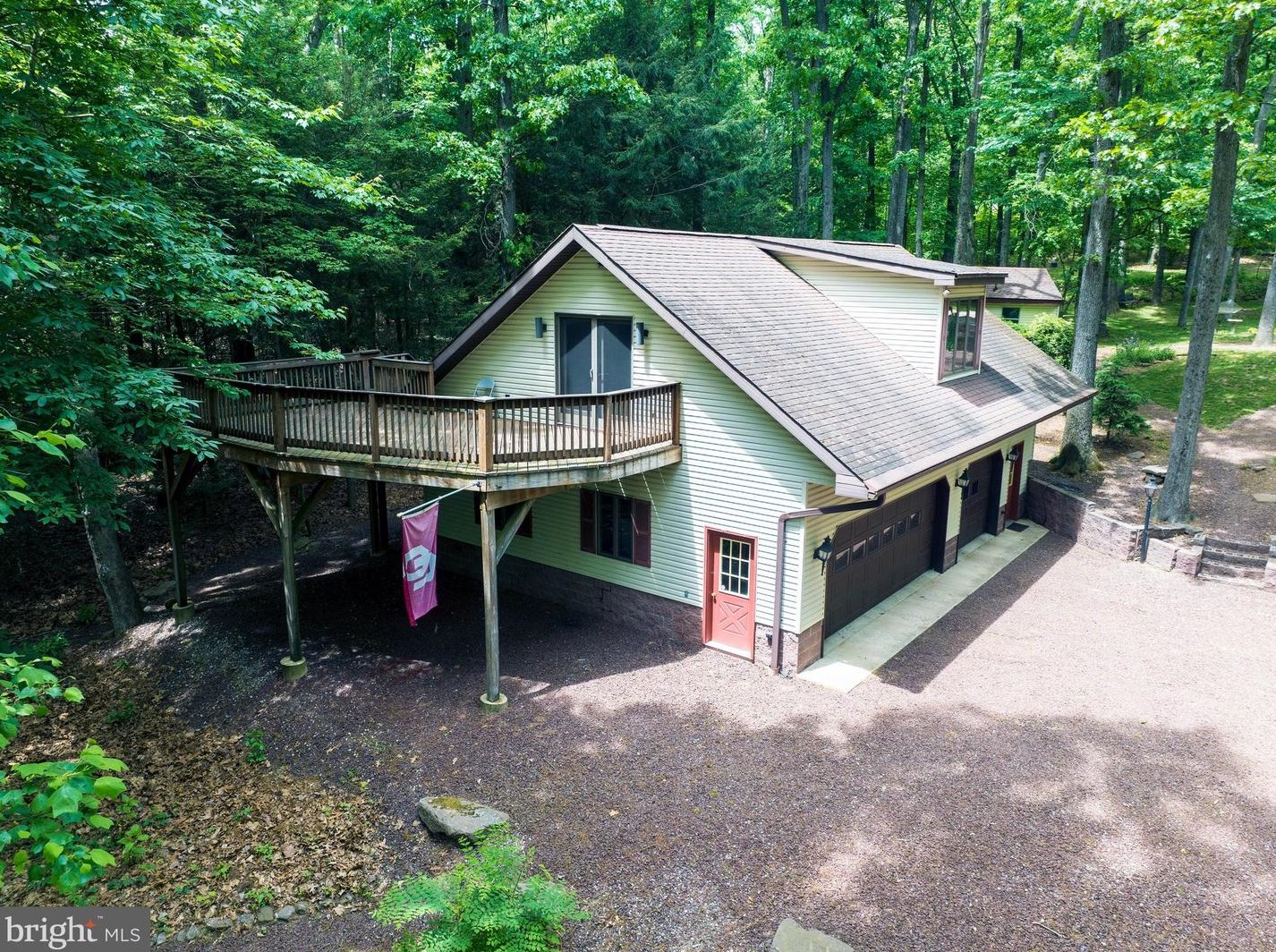 2573 Welsh Rd, Hummels Store PA 19540-8817 exterior