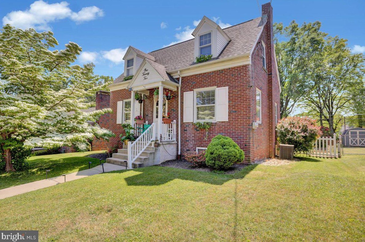 122 N Kenhorst Blvd, Reading, PA 19607