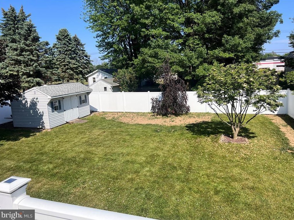 245 Honeysuckle Ln, Robesonia PA  19551-1609 exterior