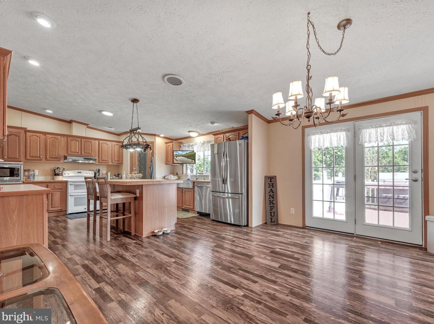 13 Allen St, Moselem, PA 19526