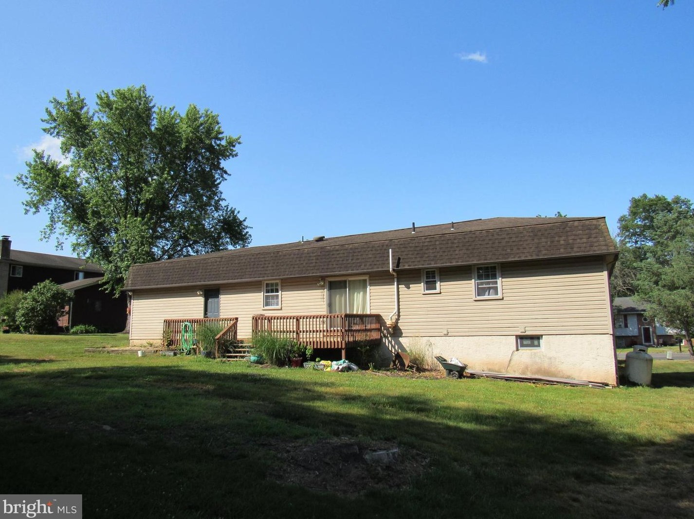 119 Russell Ave, Douglassville, PA 19518