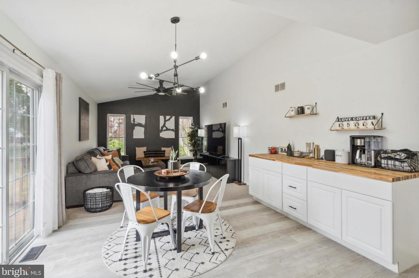 322 Morlatton Rd, Douglassville PA  19518-8772 exterior