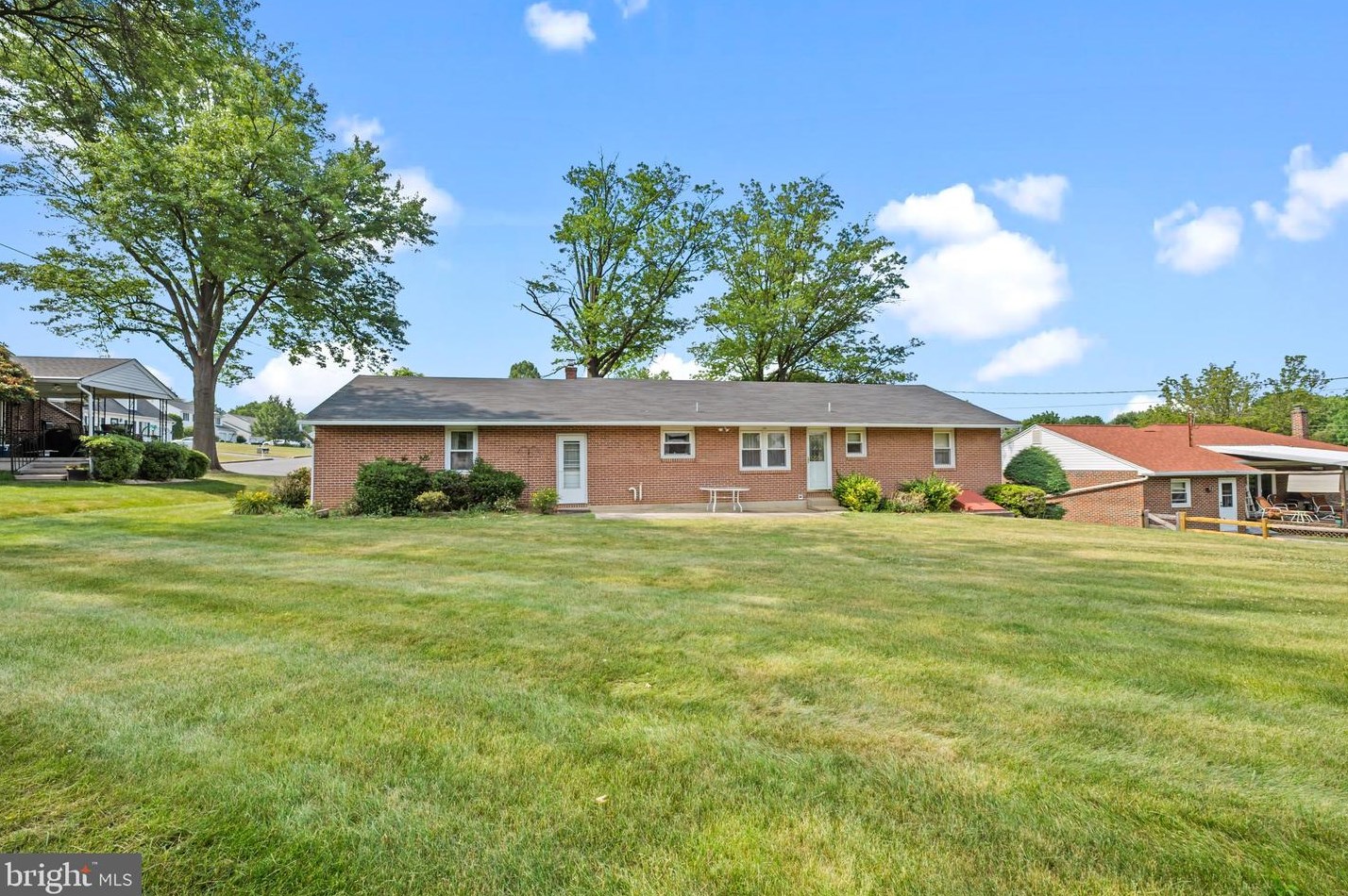 838 Whitner Rd, Reading PA  19605-3216 exterior