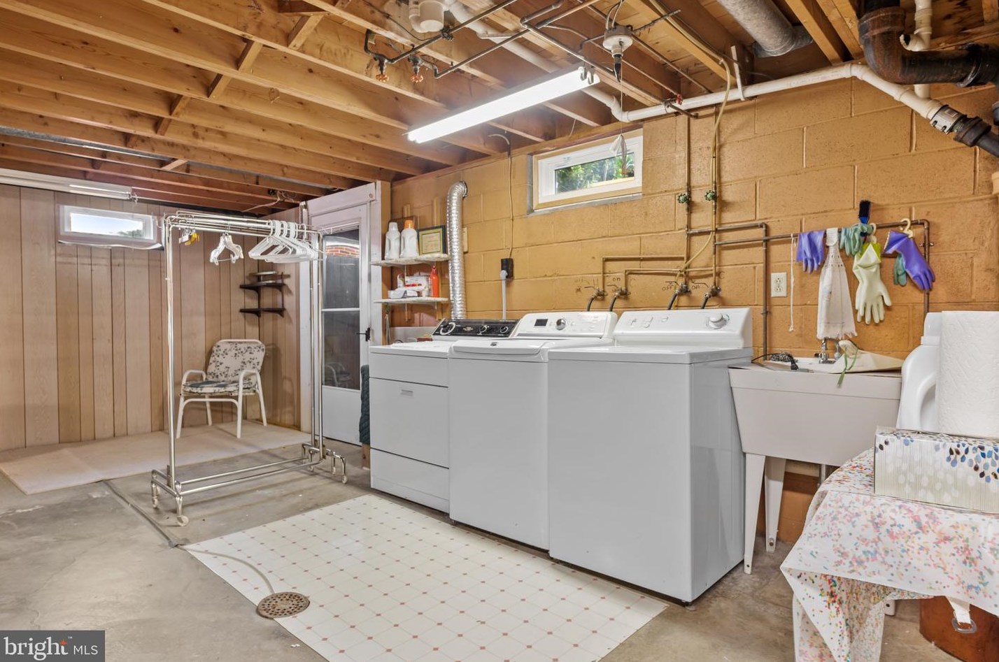 838 Whitner Rd, Reading PA  19605-3216 exterior