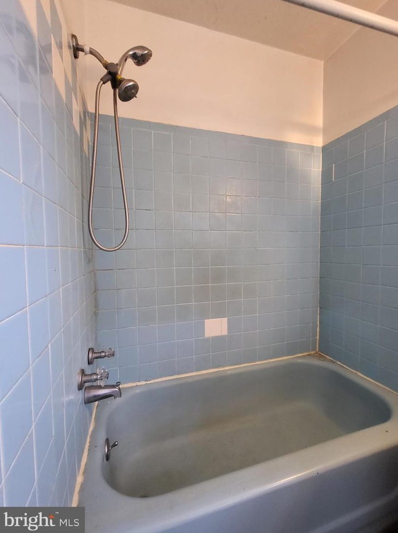 1157 Fox Run, Reading PA  19606-1157 exterior