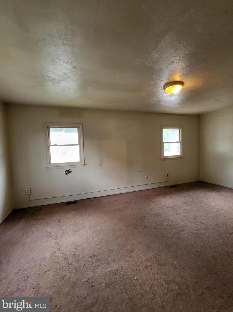 1157 Fox Run, Reading PA  19606-1157 exterior