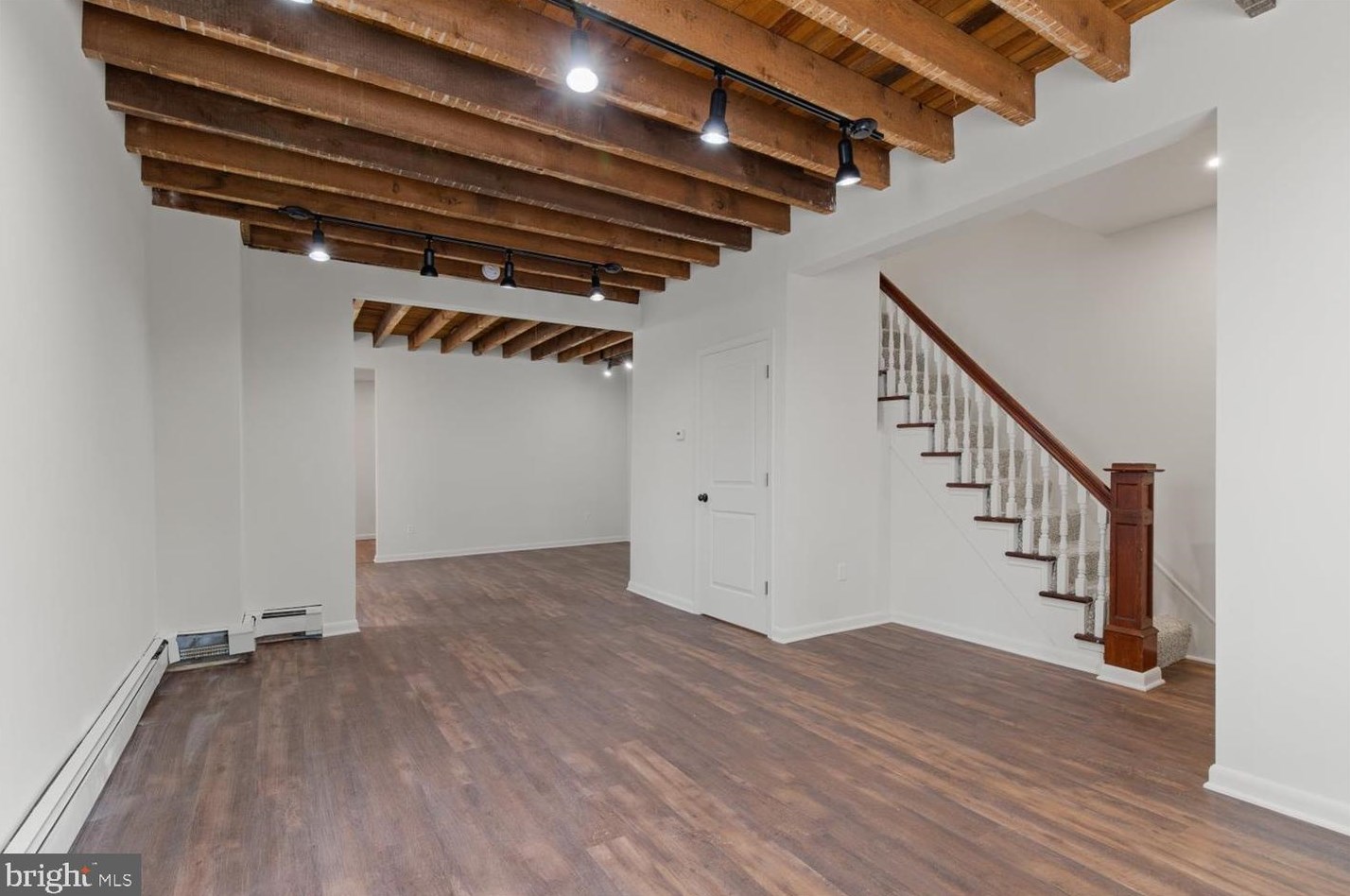 48 E High St, Womelsdorf, PA 19567