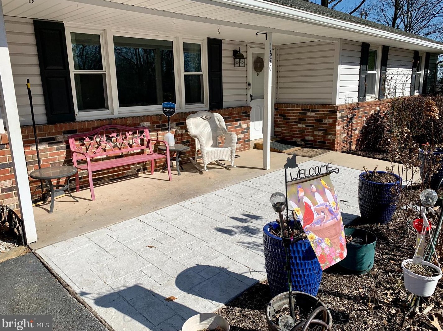 1670 Weisstown Rd, Spangsville, PA 19512