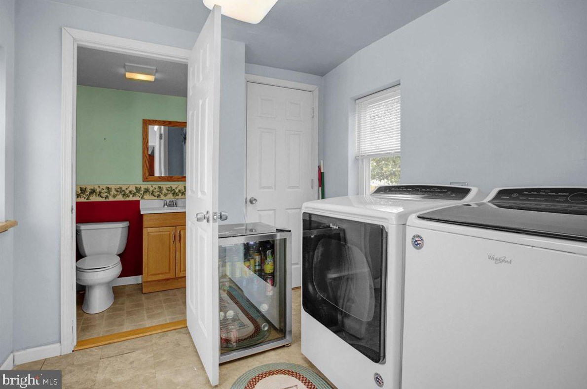 322 Chestnut St, Mertztown PA  19539-8759 exterior