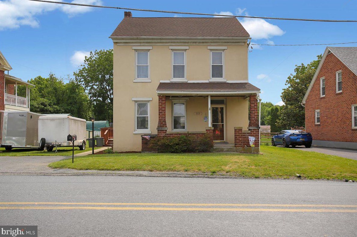 322 Chestnut St, Mertztown, PA 19539-8759