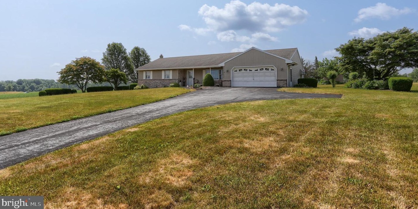 8140 Lancaster Ave, Schubert, PA 19507